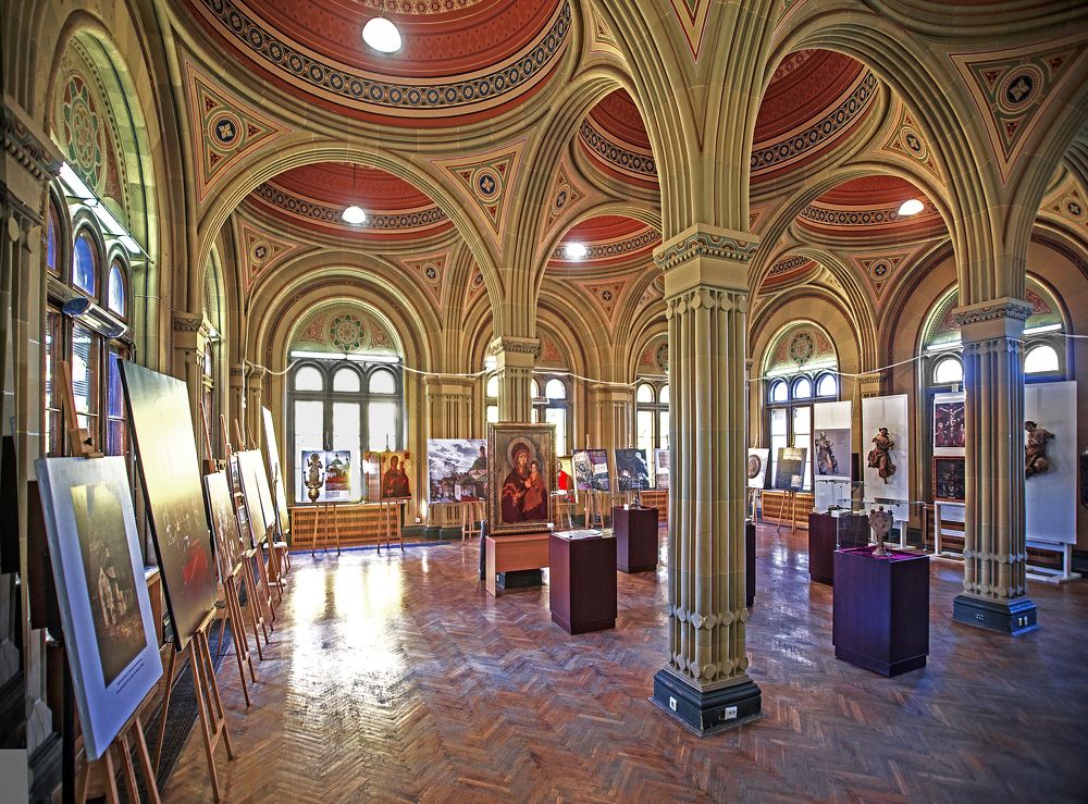 Черновцы. Трапезная в резиденции митрополитов.