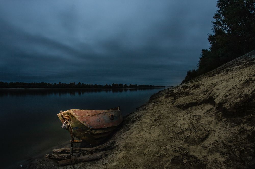 Старая лодка