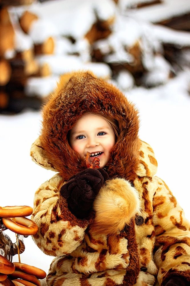 Девочка с золотым петушком