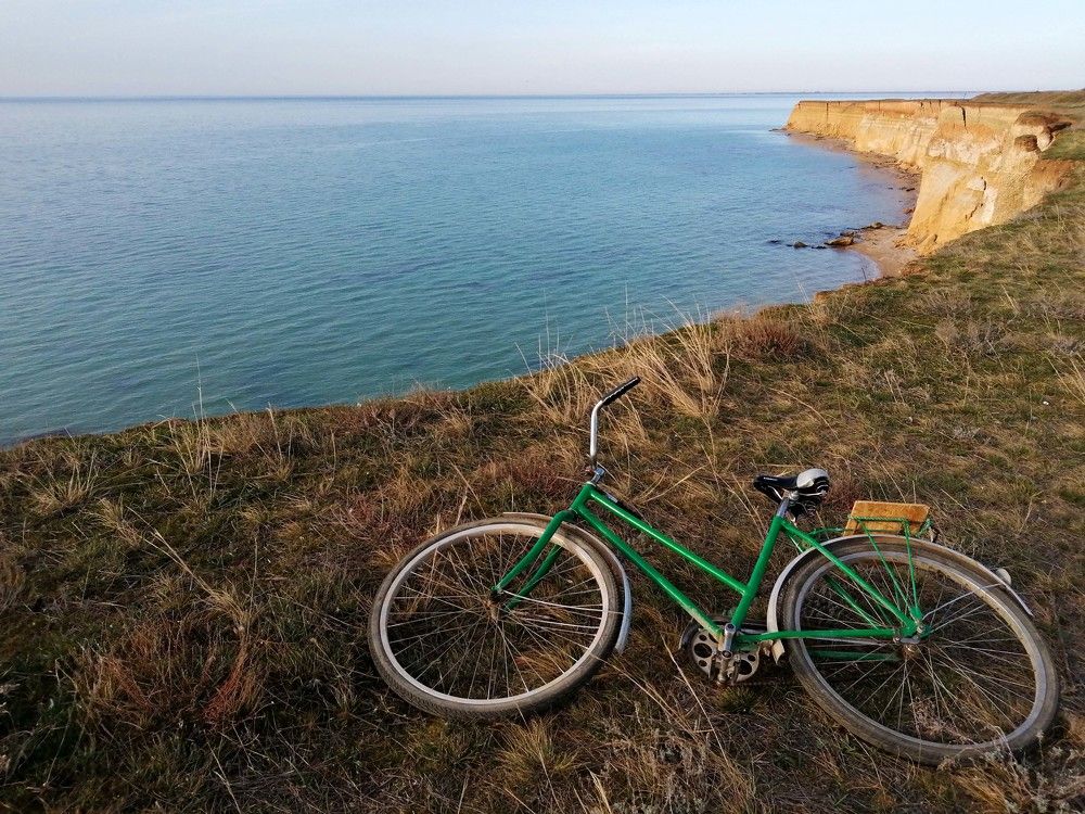 "Я буду долго гнать велосипед..." Берега Черного моря.