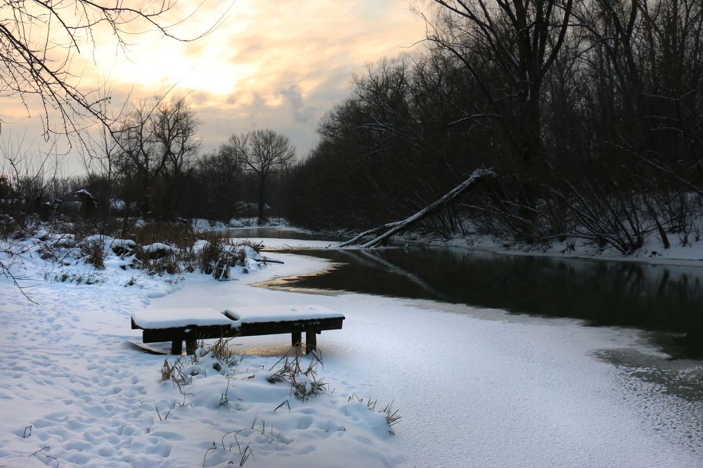 Зимняя река