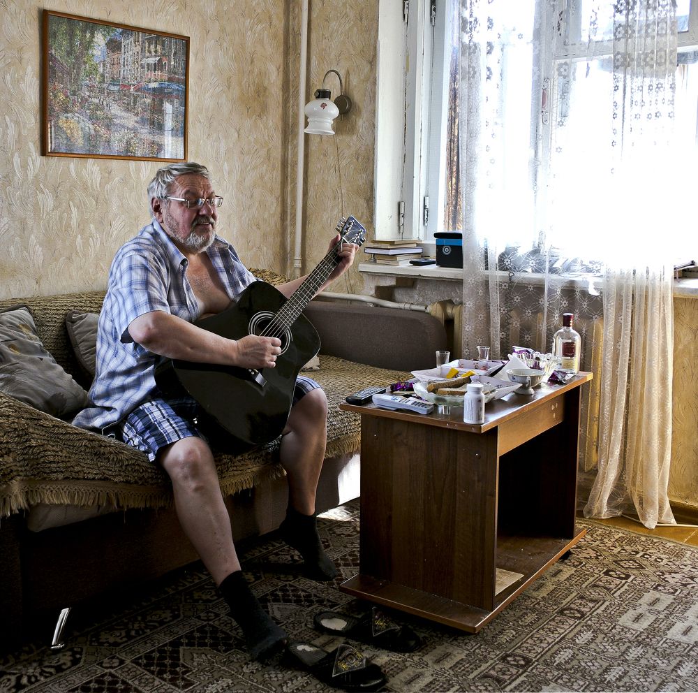 жизнь холостяцкая