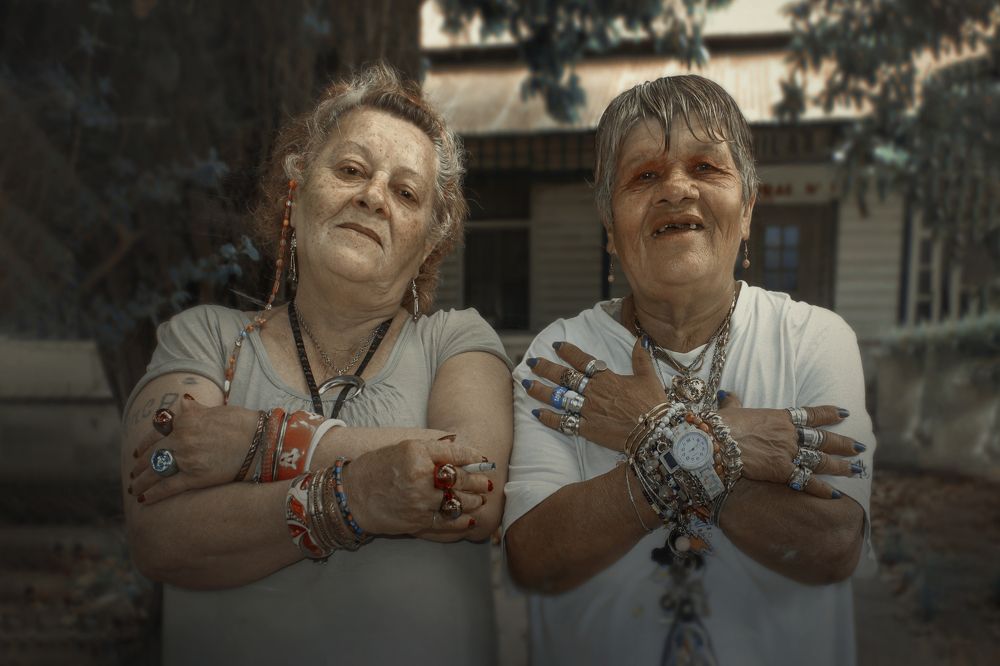 Mechi y su amiga