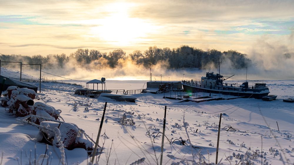 Туман над незамерзающим Иртышом
