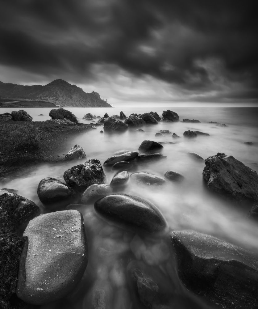 Хмурится Караул-Оба...