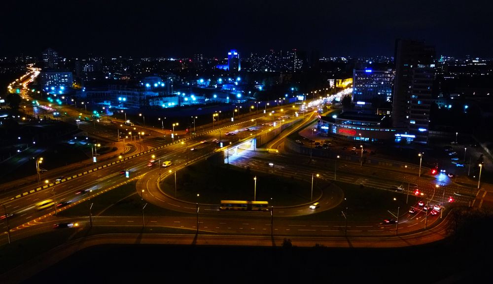 Город засыпает