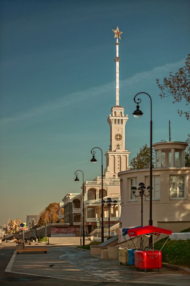 Три подружки.