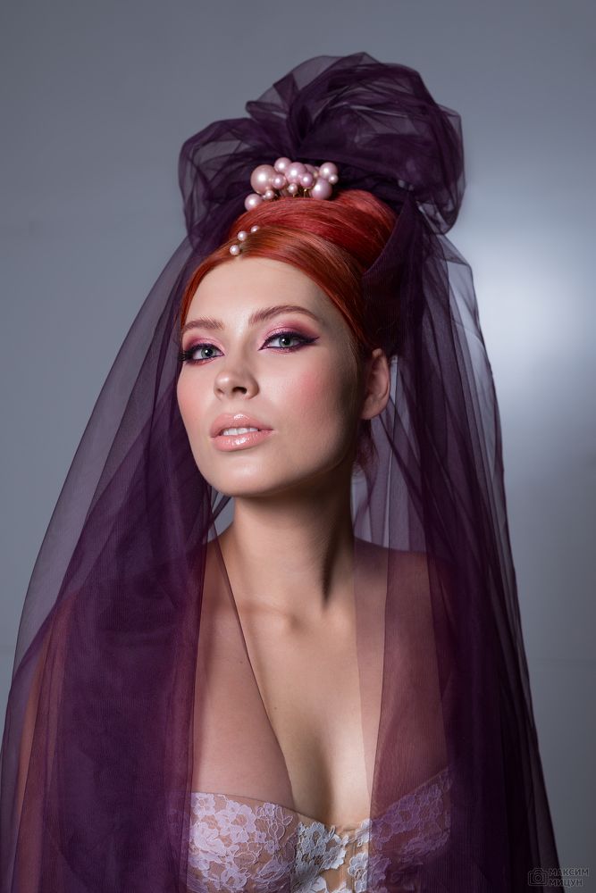 Портрет девушки в свадебном образе