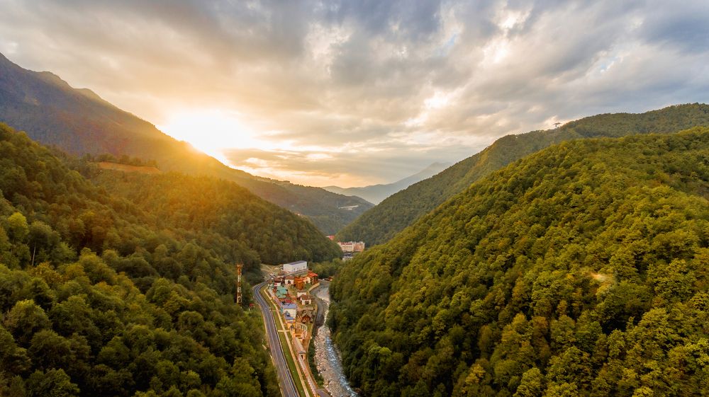 Закат над Красной Поляной