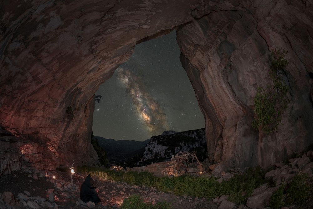 Photograph by Marco Dajethy