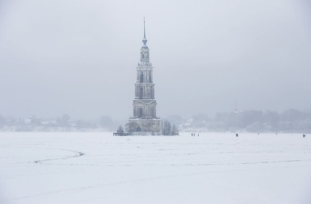 Серый день. Калязин