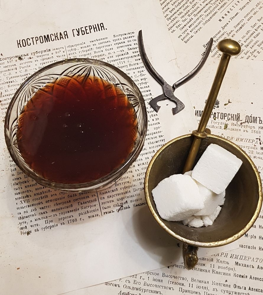 Мёдъ и сахаръ.