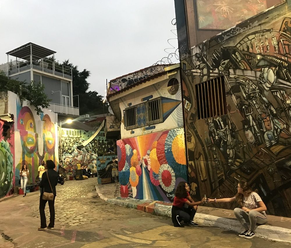 Friendship within colours