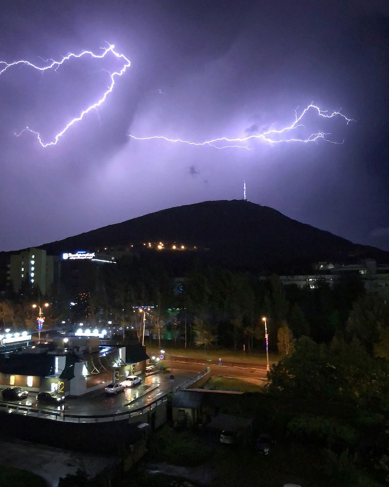 Осенняя гроза.