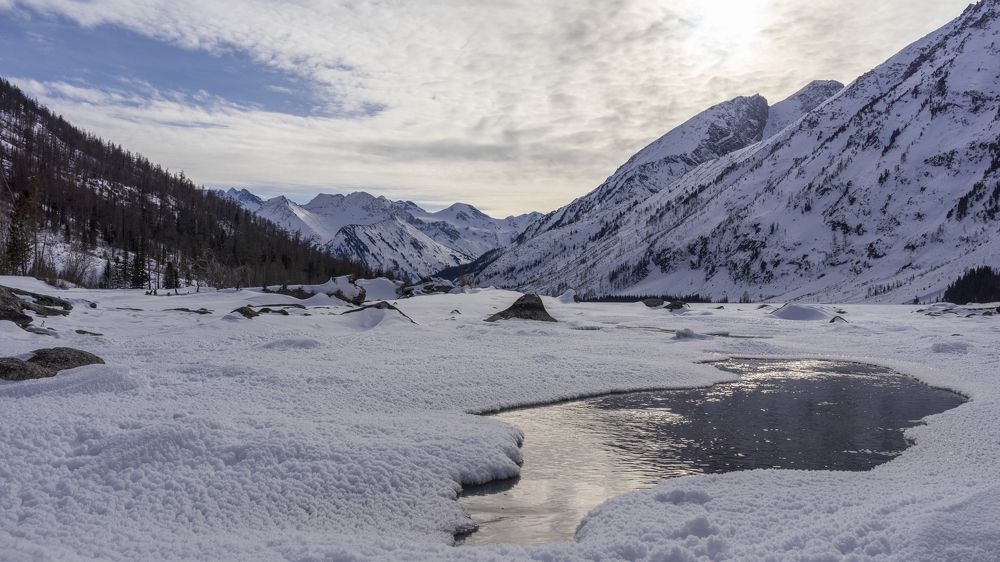 Фотография автора Олег Матроницкий