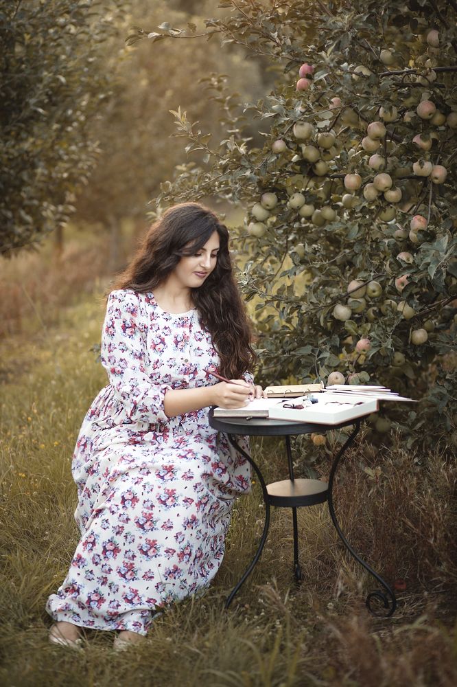 Photograph by Elena Ferciug