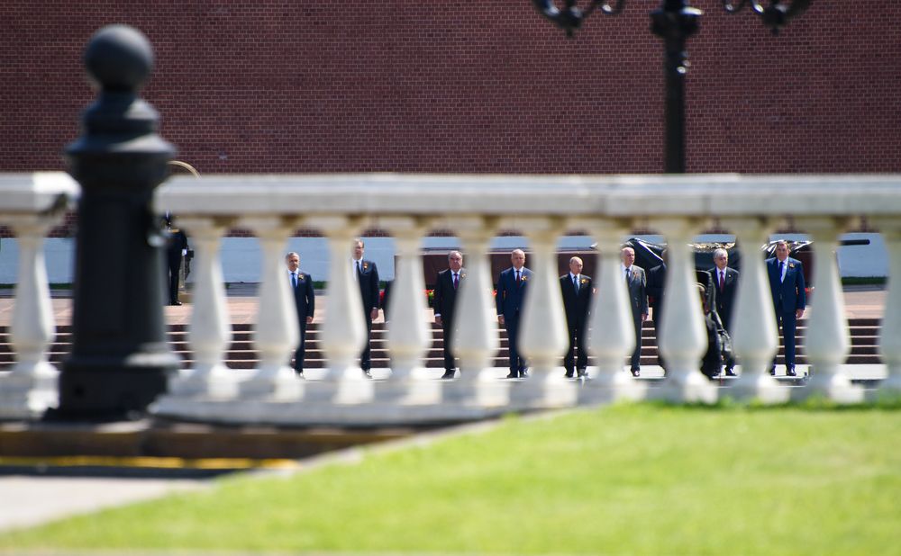 У кремлевской стены