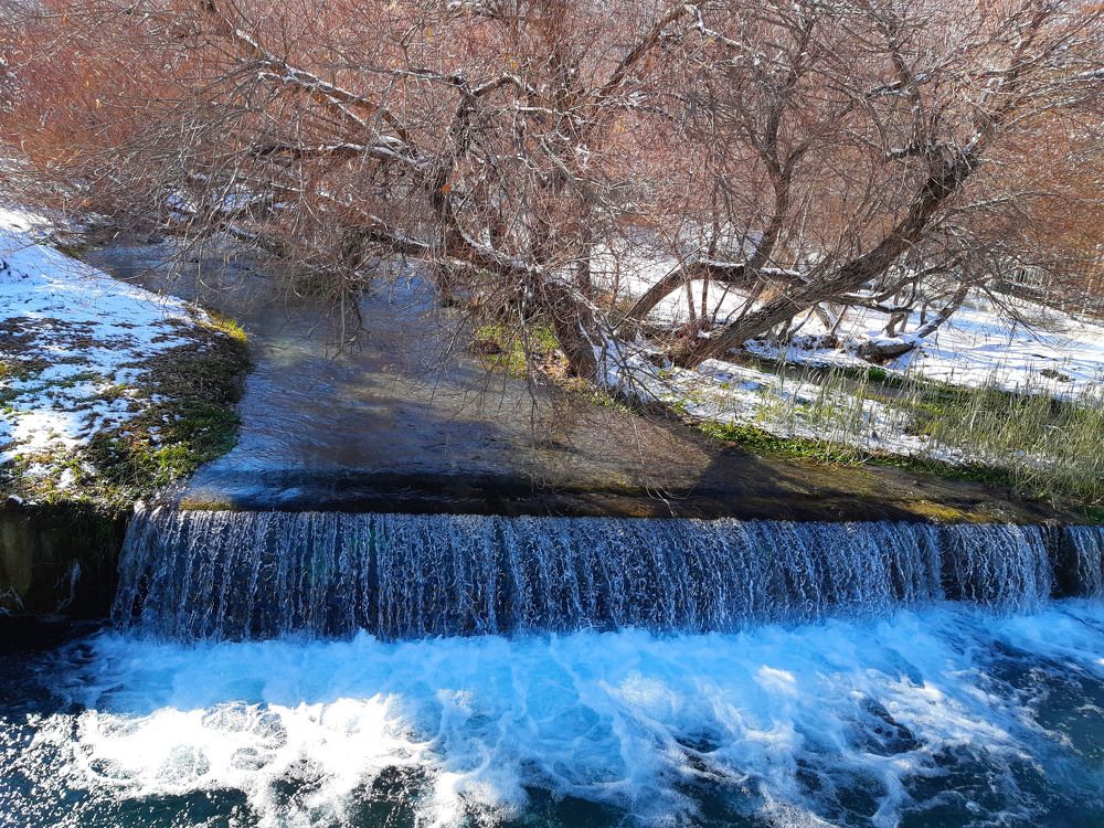 Горная Чулинка не замерзает даже зимой.