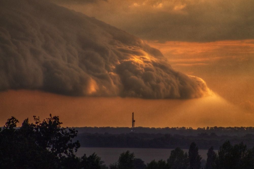 Упираясь в облака