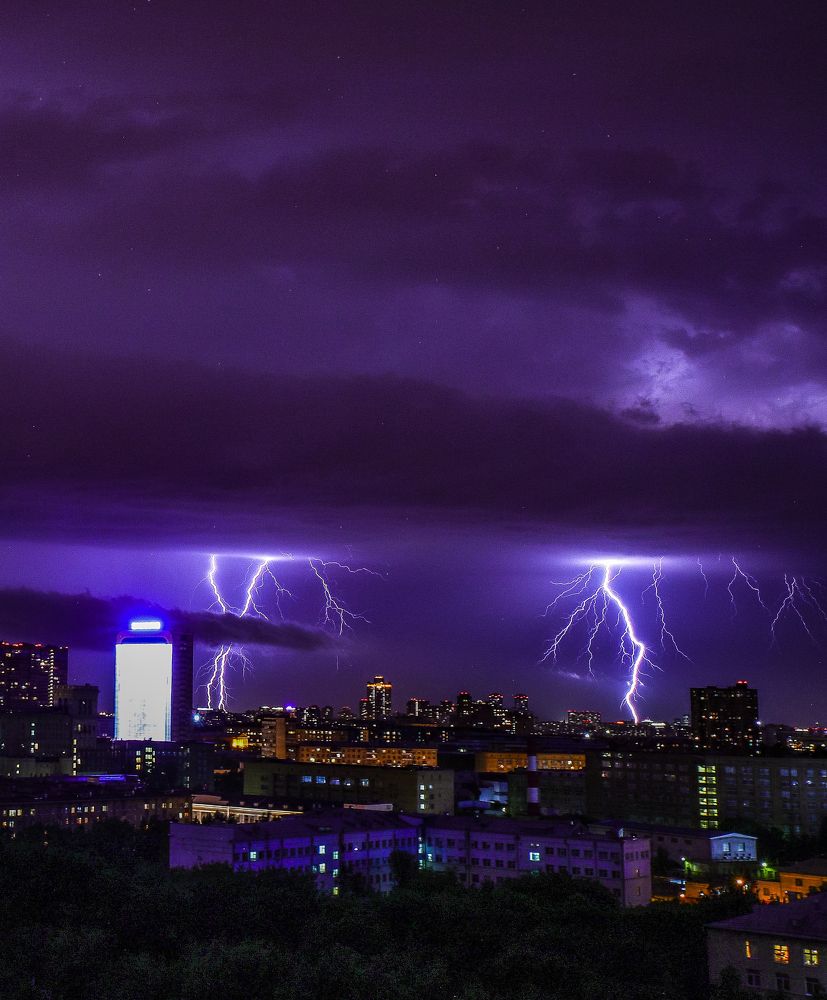 Гроза над городом