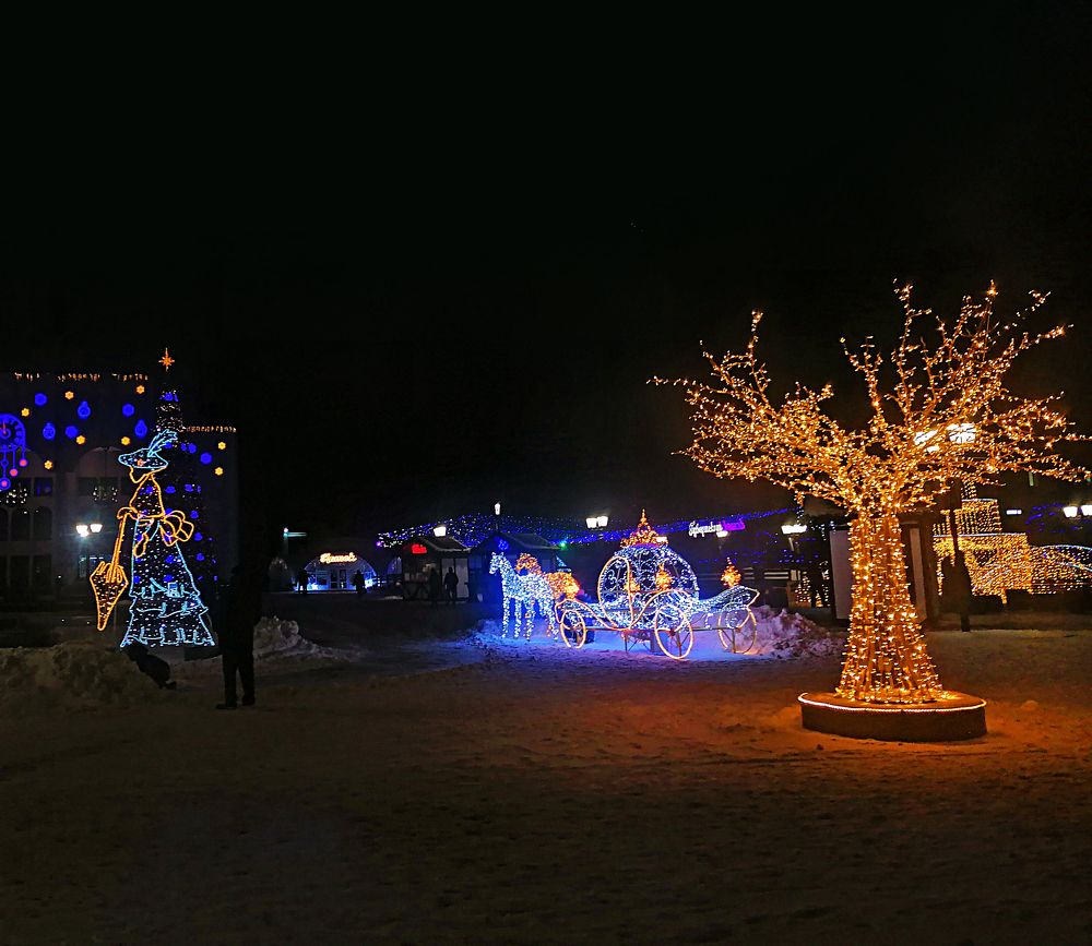 Театральная площадь