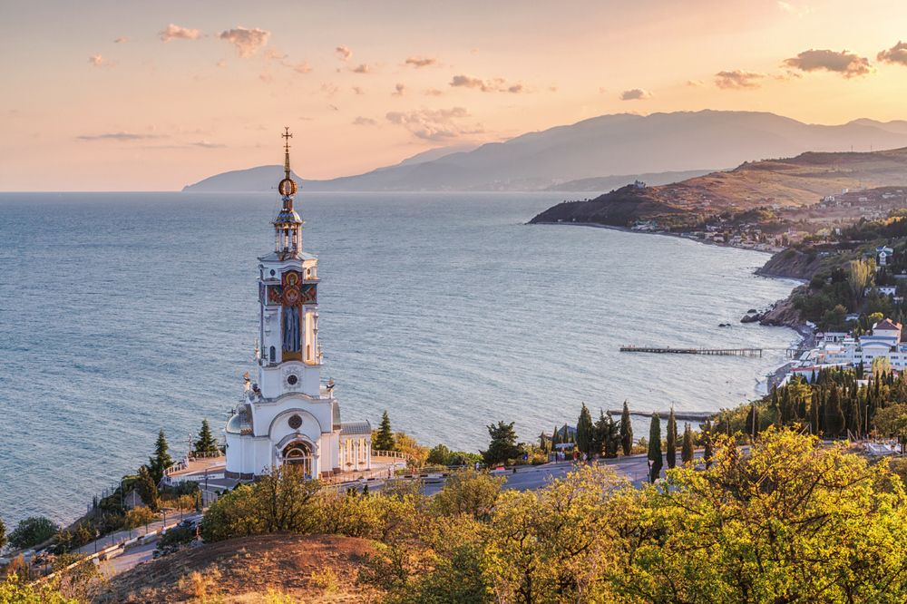 Храм-маяк Святого Николая Чудотворца.