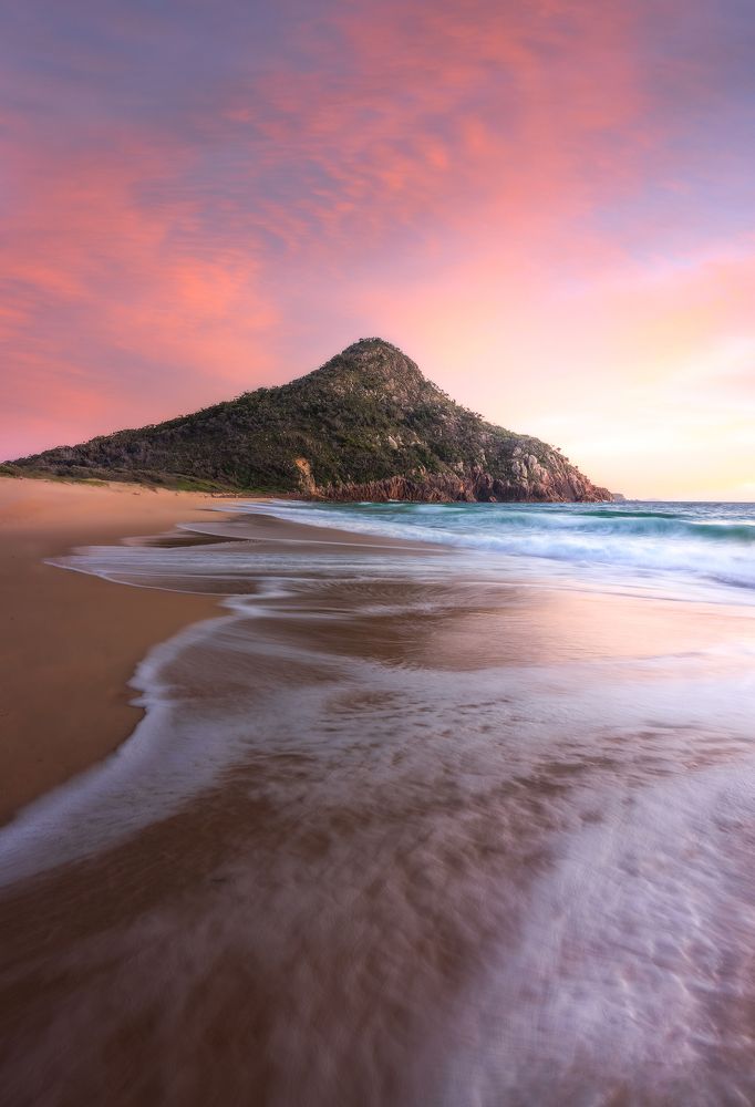 TOMAREE MOUNTAIN