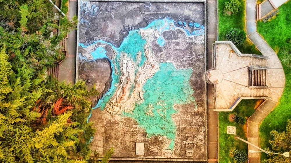 Photograph by Edison Suarez