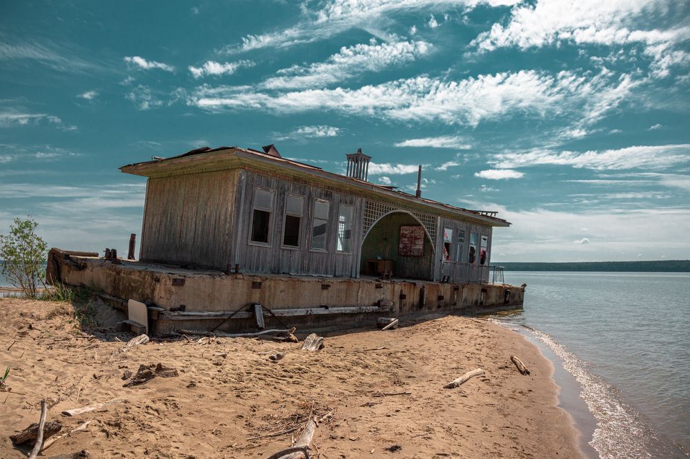 Photograph by Alex Dushutin