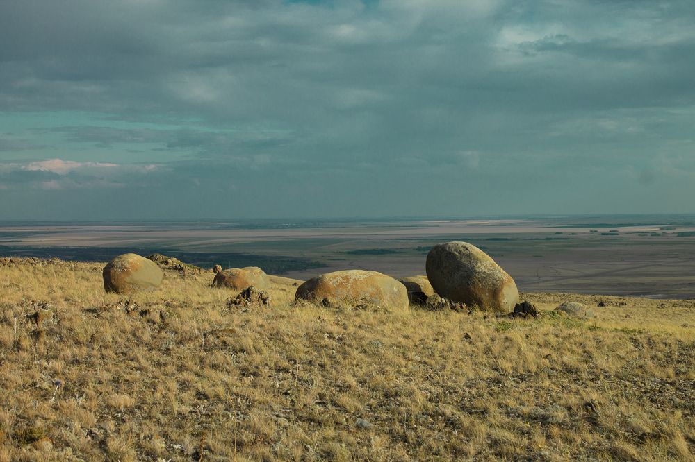 Загарающие камни