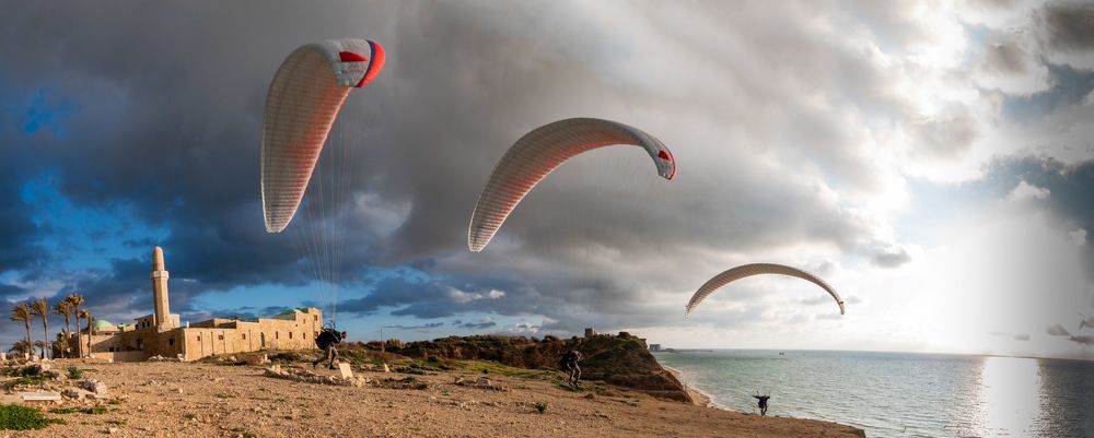 Photograph by Yoram Elazary