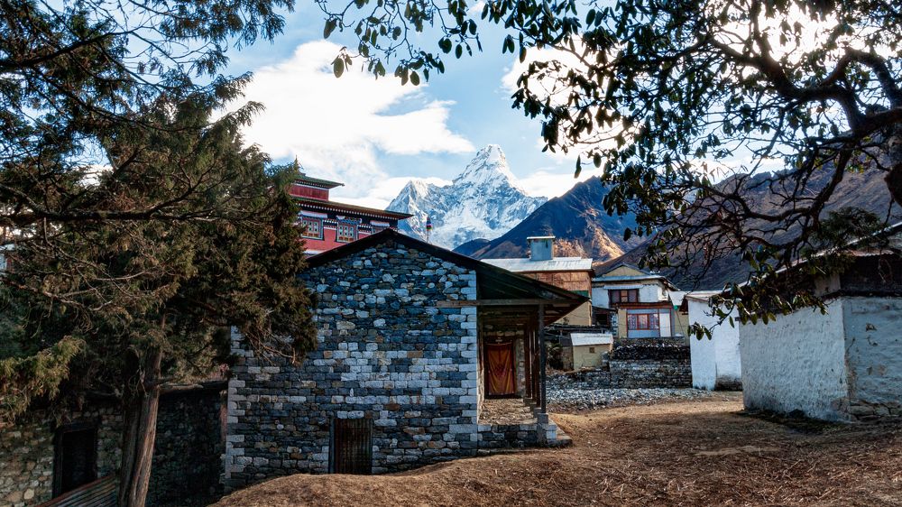 Tengboche monastery, inside