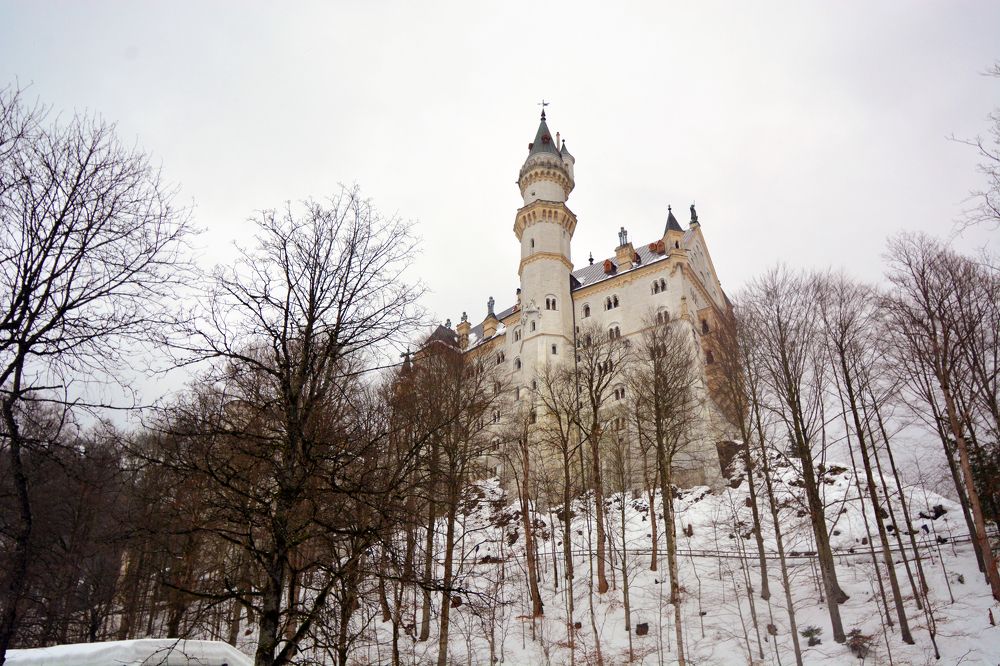 Замок в горах