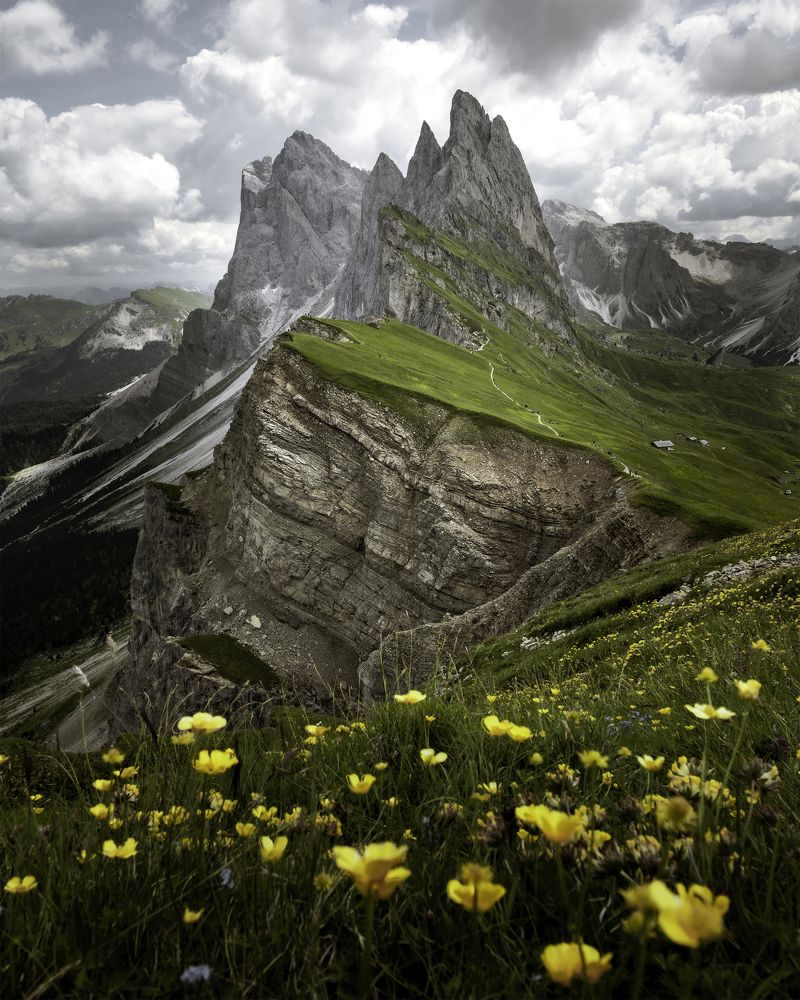 Seceda mountain ridge