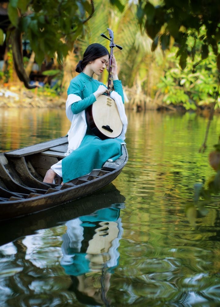 Photograph by Quang Vinh