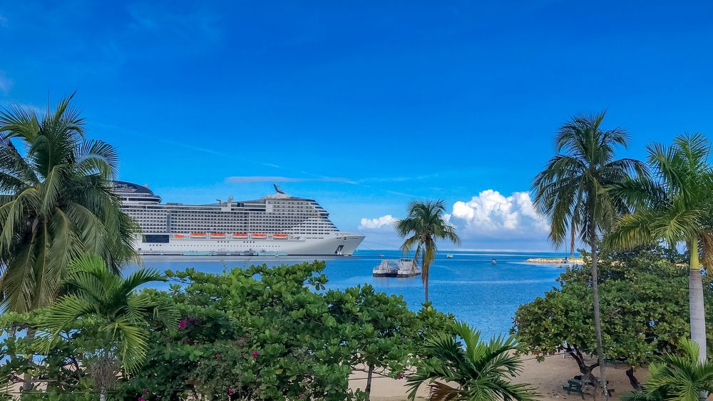 Утро в порту Очо_Риос