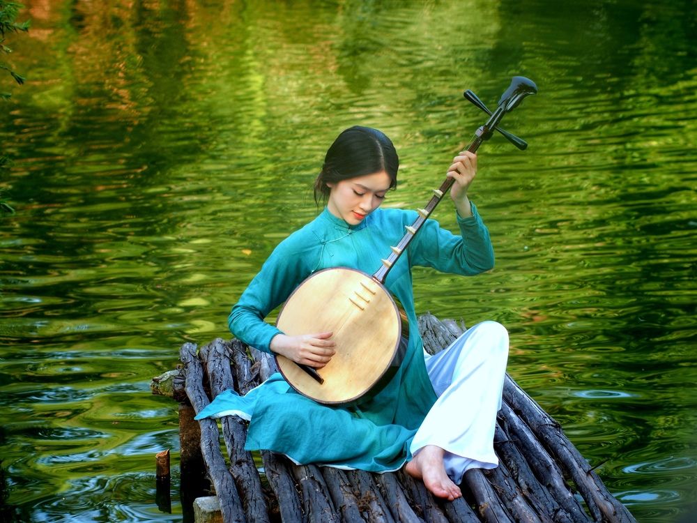 Photograph by Quang Vinh