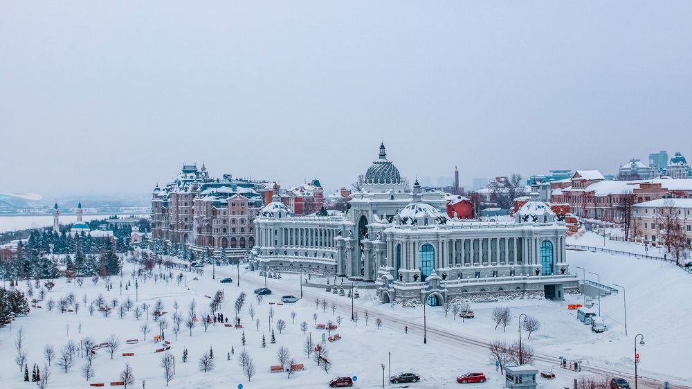 Зима во дворце