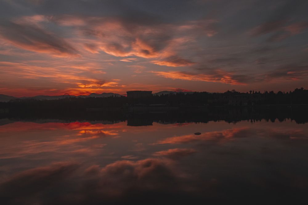 Малиновый закат в Гяндже