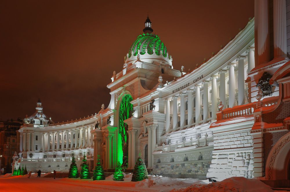 Казань. Дворец Земледельцев на закате