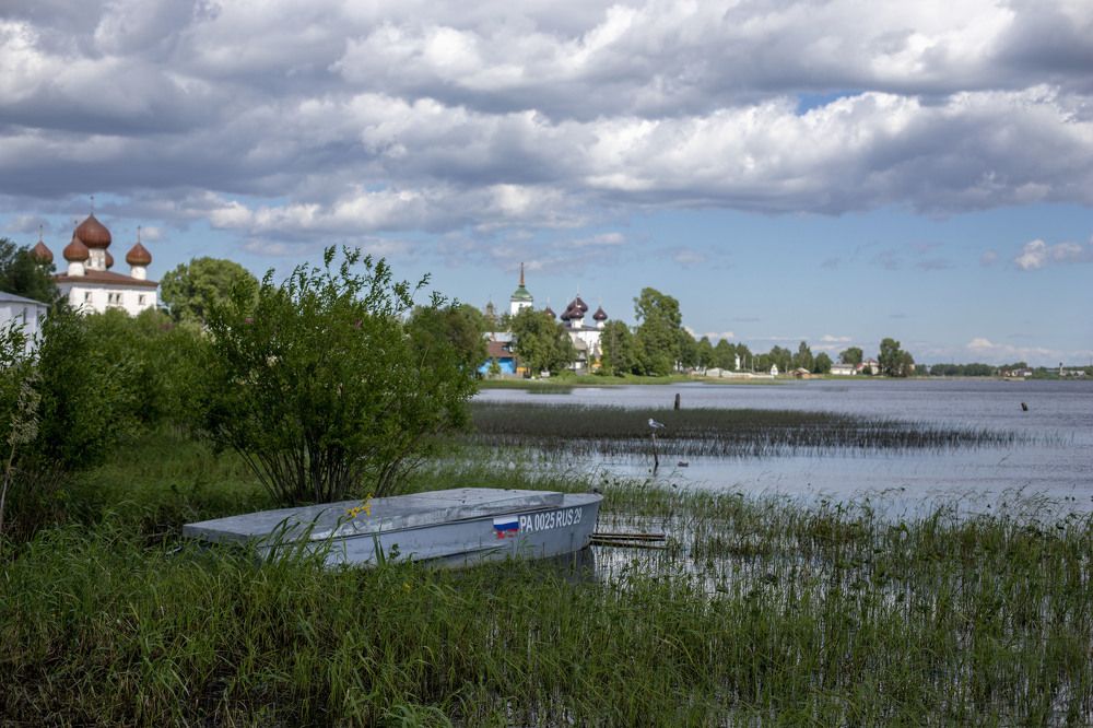 Photograph by Elena Kostochkina