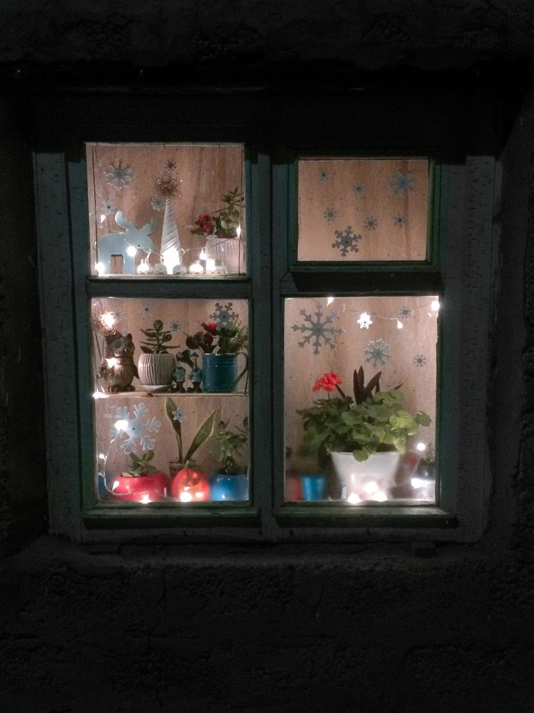 Свет в окне.