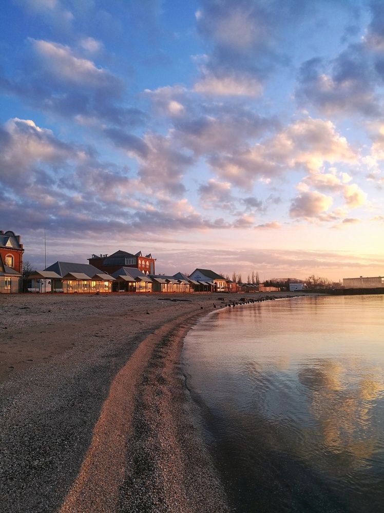 На закате...