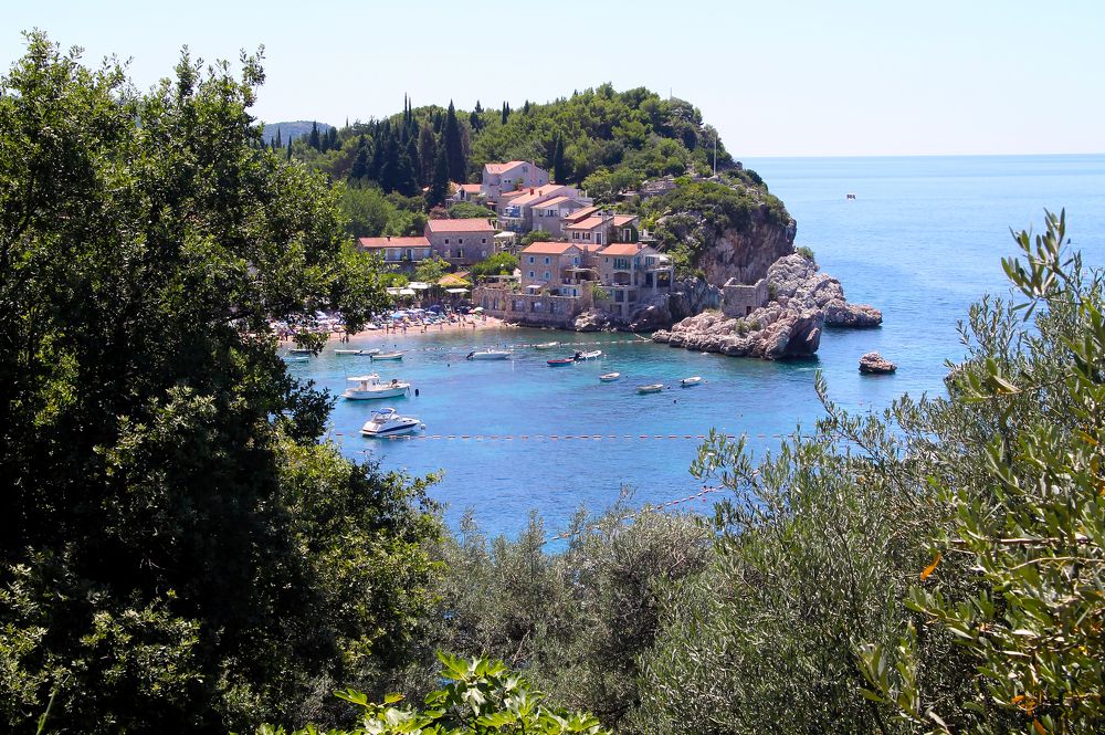 Знойная Черногория