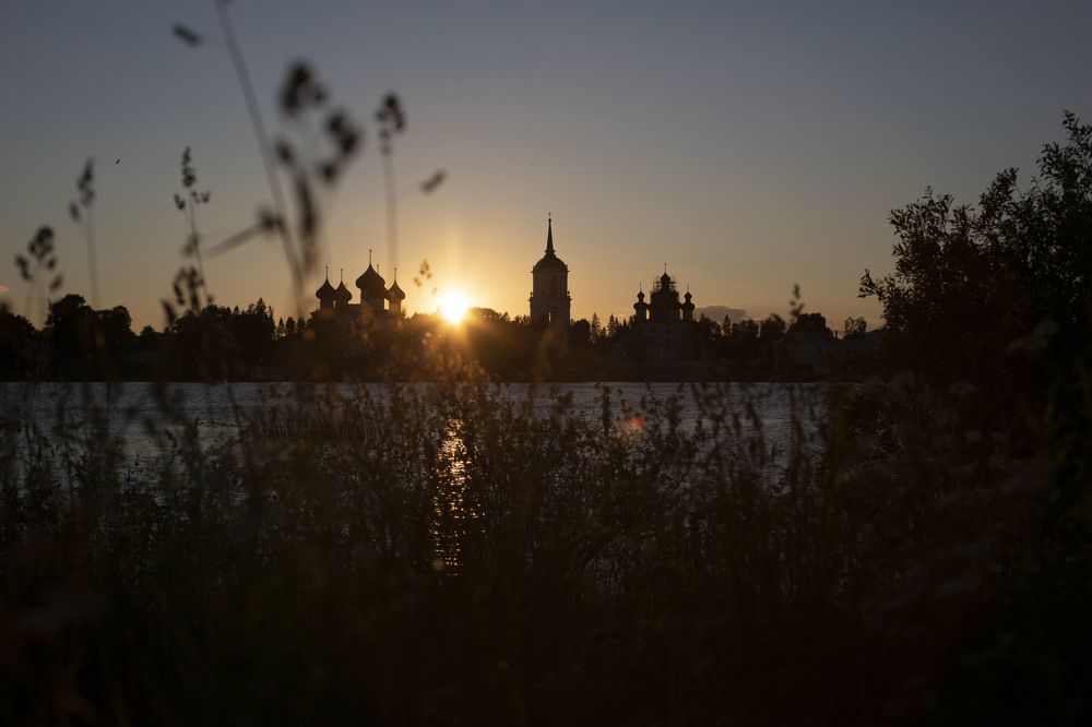 Photograph by Elena Kostochkina