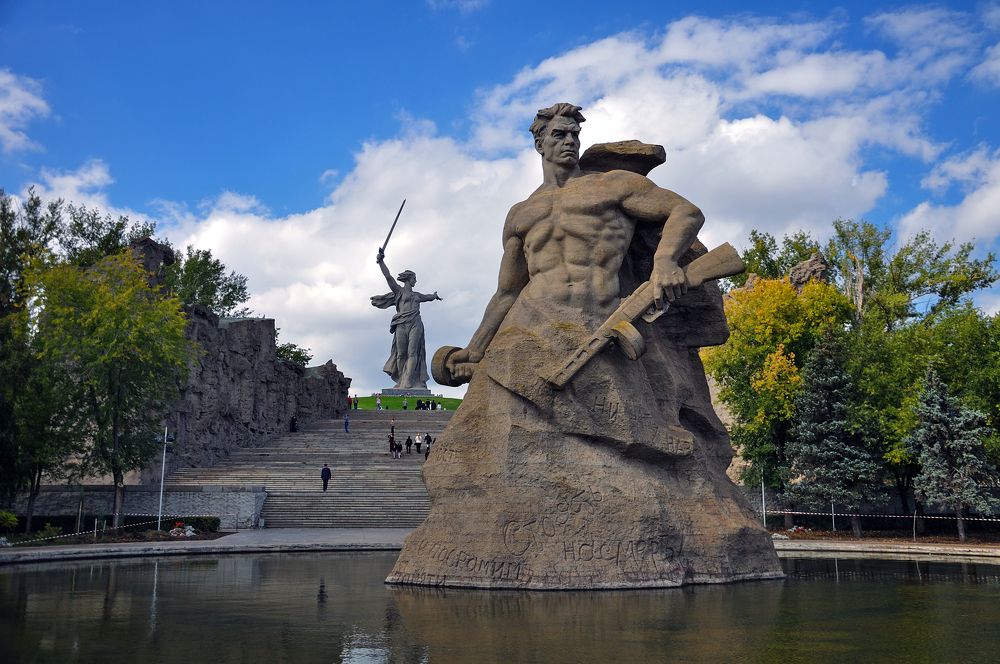 Стояли насмерть