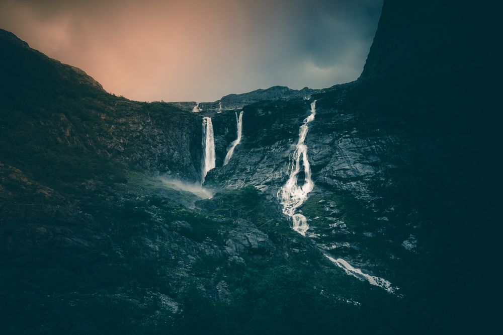 Photograph by Tomasz Slawinski