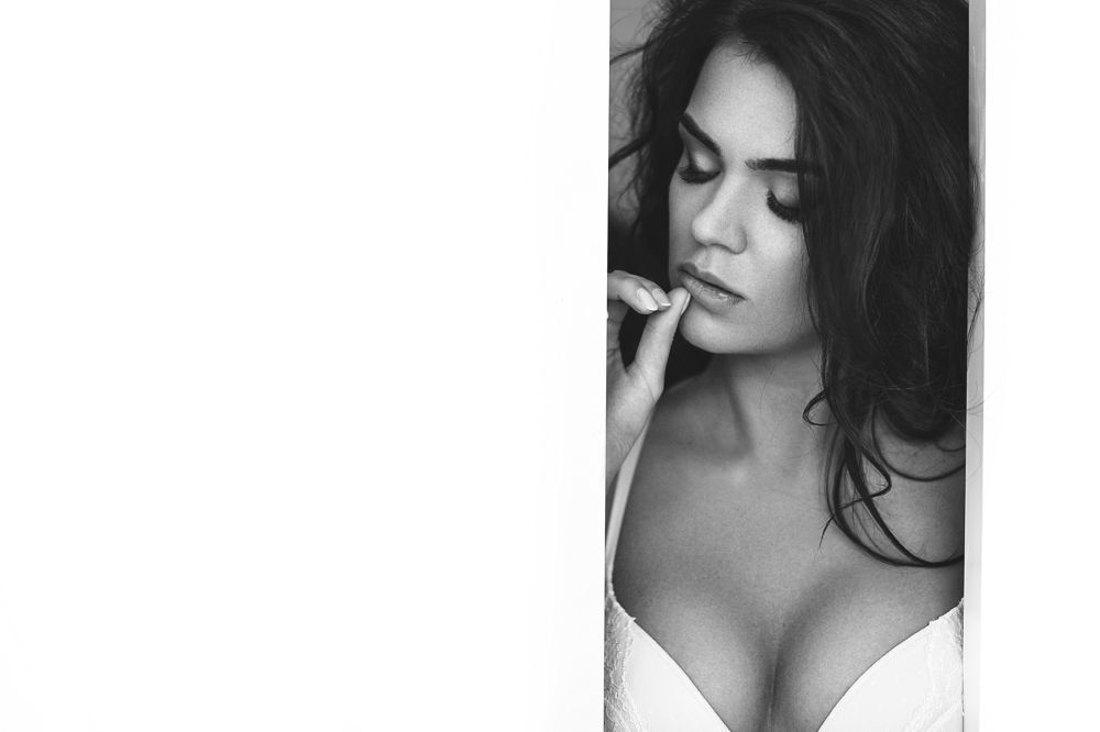 Взгляд сквозь проем