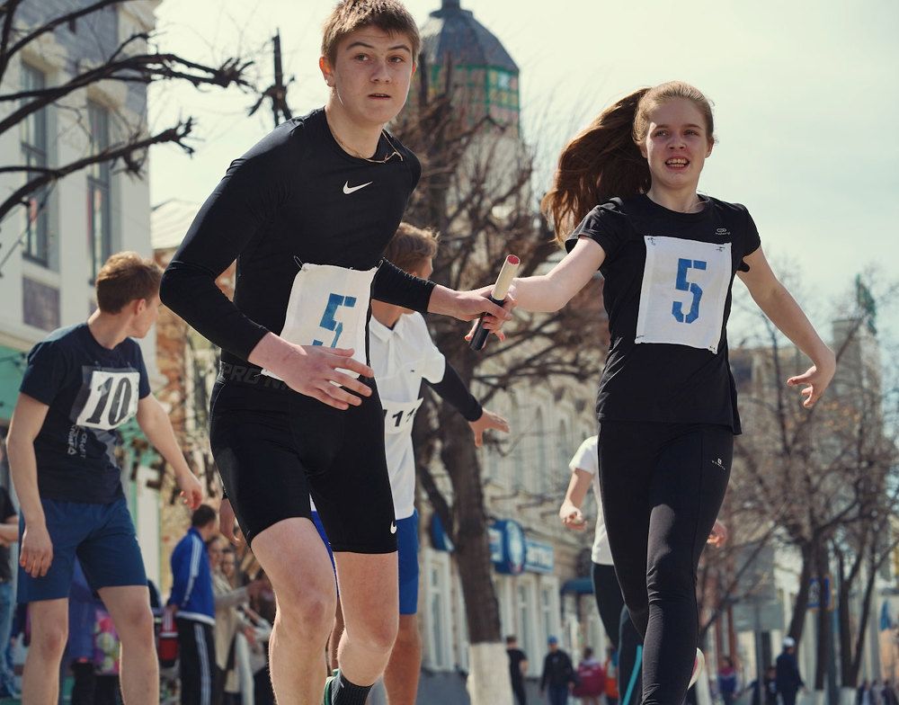 Передача палочки - эстафета