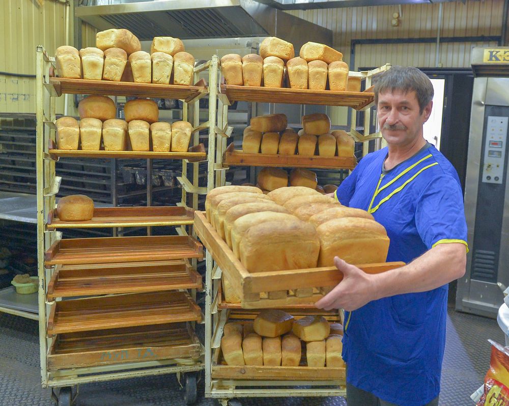 Дядя Миша - пекарь в третьем поколении